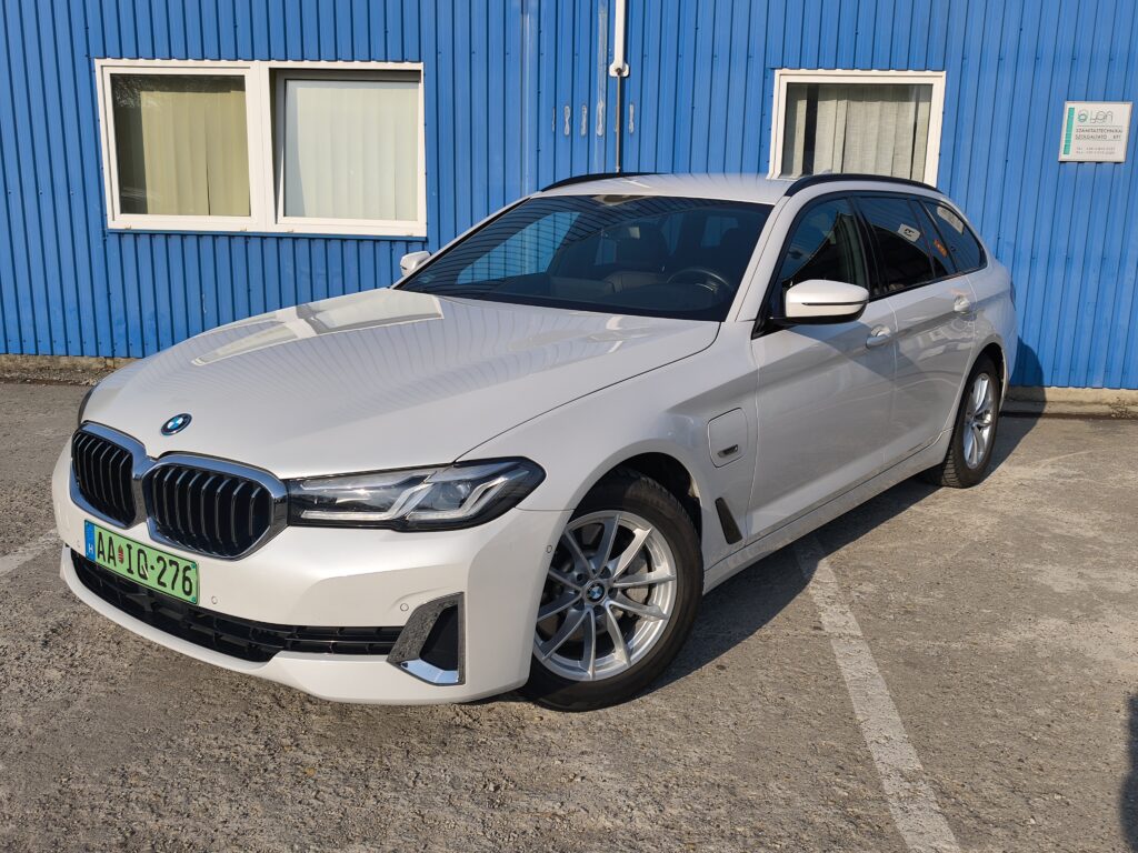 530e xDrive Touring Premium Flotta Plus 530e xDrive Touring Premium Flotta Plus